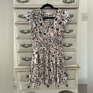 OLIVACEOUS ROMANTIC FLORAL MINI DRESS